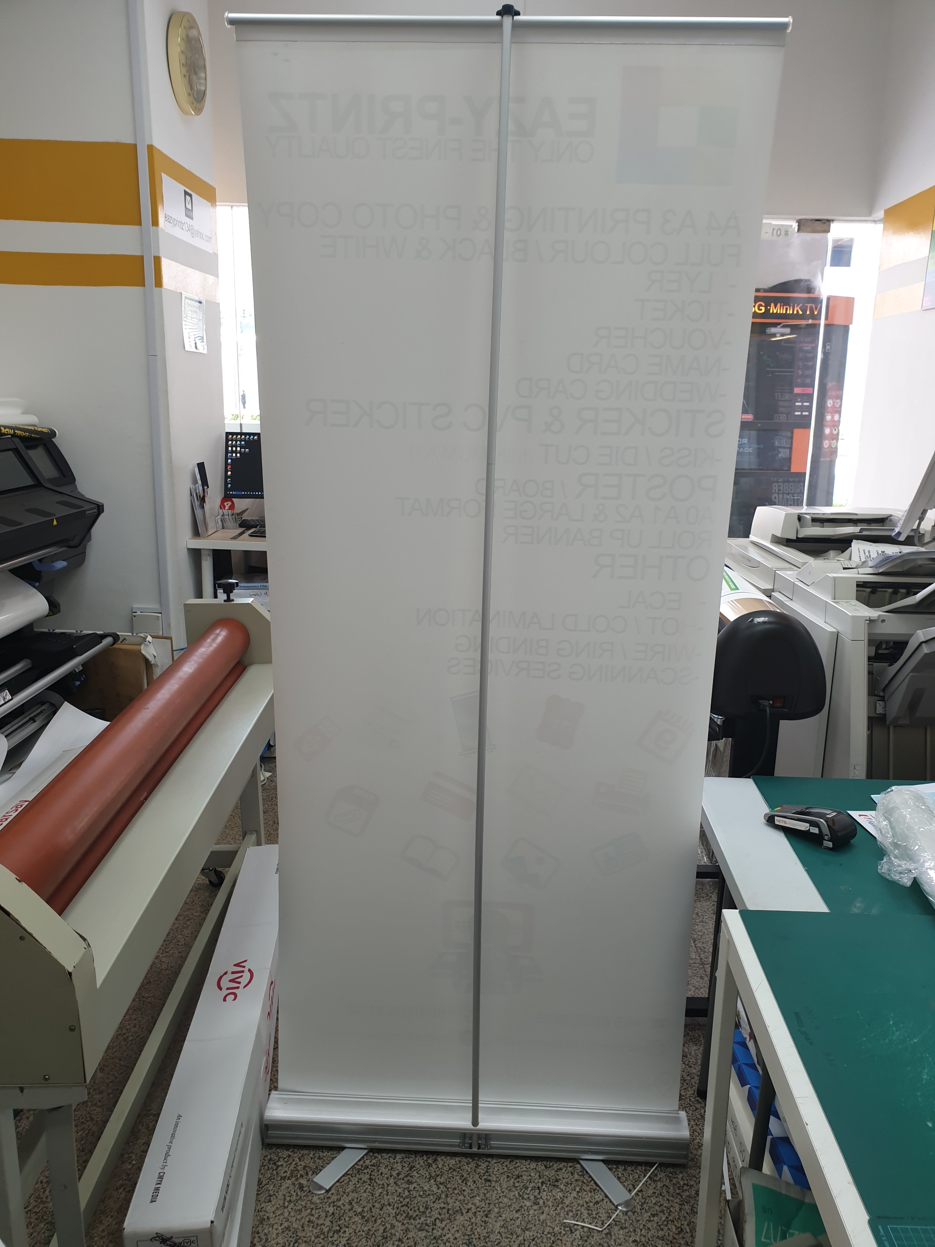 Commercial Pull-Up Banner Printing - eazyprintz - Top Printing Service In Singapore